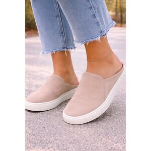 NWB Caslon Nellie Suede Slip-On Leather Sneaker Mule Beige Taupe Womens 9M